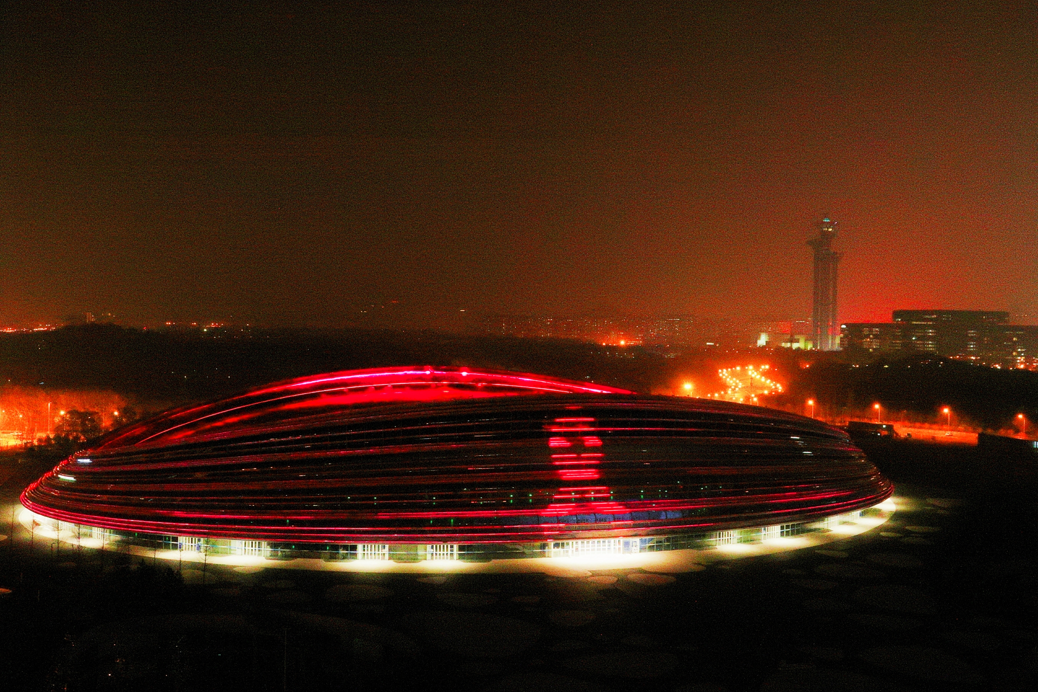 共抗艾滋，共享健康—國家速滑館與北京市紅十字會(huì)攜手開展公益活動(dòng)